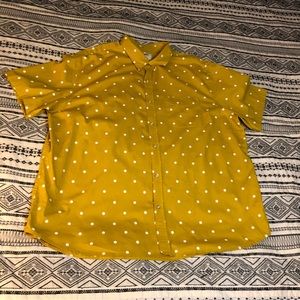 Old Navy Polka Dot Button Down in XXL